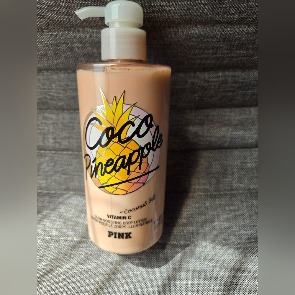 Victoria Secret Glow Boosting Pink Coco Pineapple Body Lotion